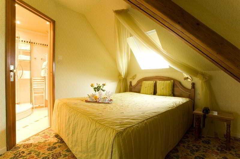 Logis - Belle Hotel, Lille-Ouest Bailleul  Dış mekan fotoğraf
