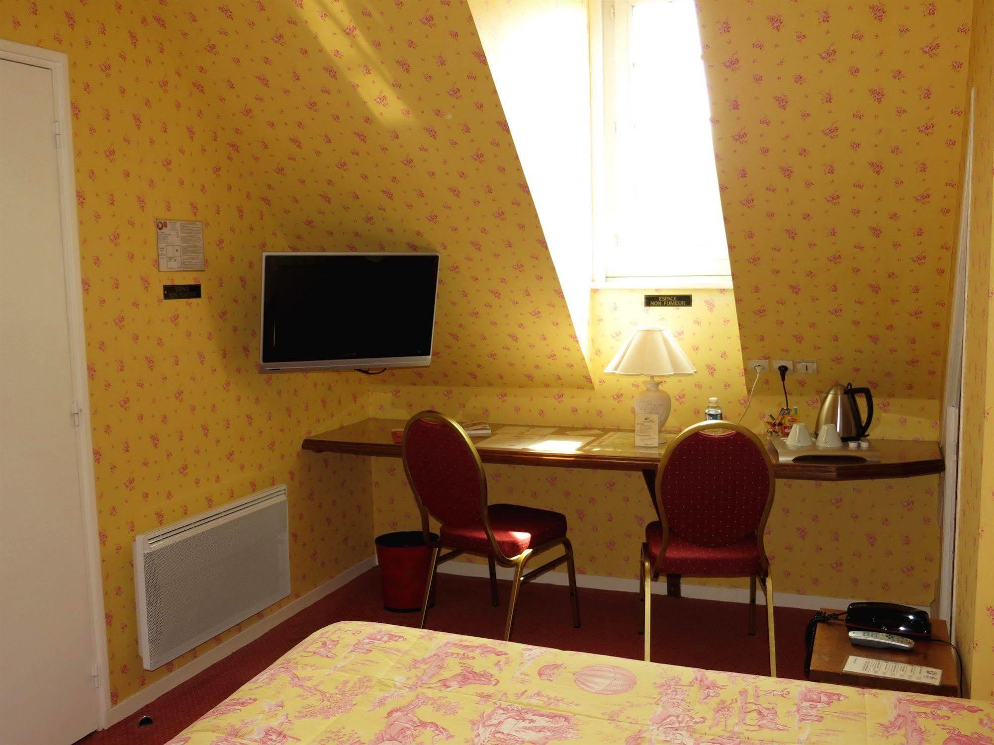 Logis - Belle Hotel, Lille-Ouest Bailleul  Dış mekan fotoğraf